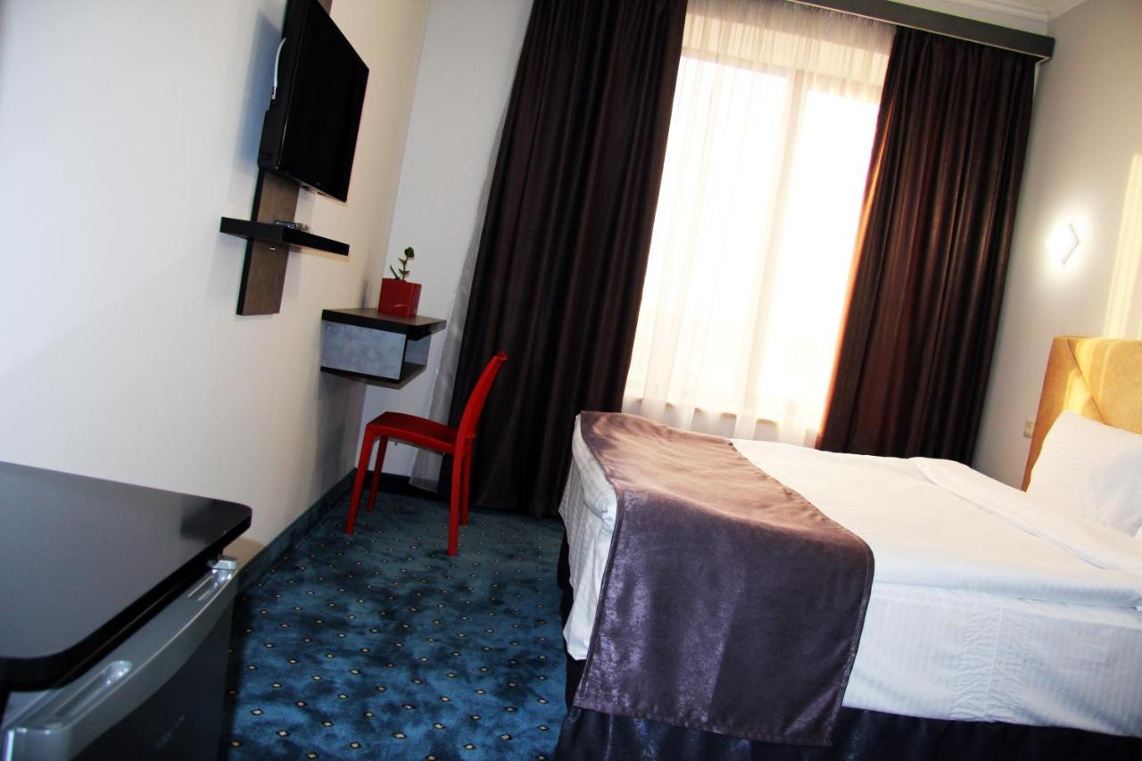 Nice Hotel Γιερεβάν Εξωτερικό φωτογραφία